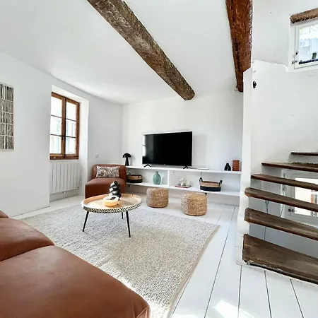 Maison Atypique Ensoleillée - Terrasse Panoramique